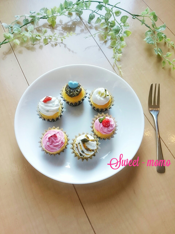 mini cupcake set＊ﾐﾆｶｯﾌﾟｹｰｷｾｯﾄ 1枚目の画像