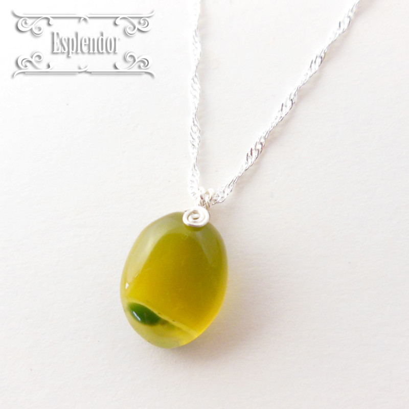 11.35カラット 高品質 オリーブグリーンサーペンティン シルバー ペンダントネックレス