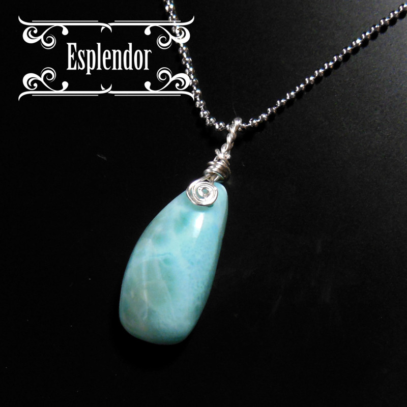 ドミニカ産・10カラット ラリマー ペンダント