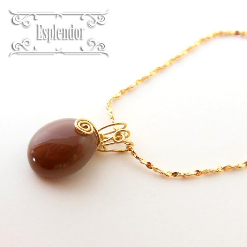 レア★スリランカ産・8.2カラット ブラウンムーンストーンペンダント