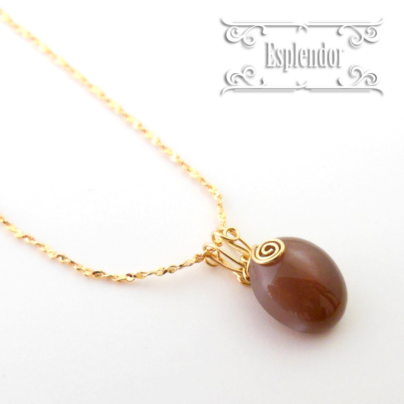 レア★スリランカ産・8.2カラット ブラウンムーンストーンペンダント