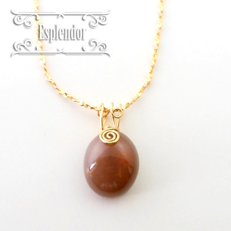 レア★スリランカ産・8.2カラット ブラウンムーンストーンペンダント