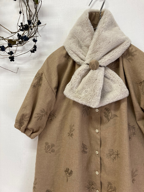 女の子の秋冬福袋　シャツワンピ×マフラー×ヘアゴム　やわらか起毛刺繍ビエラ 1枚目の画像