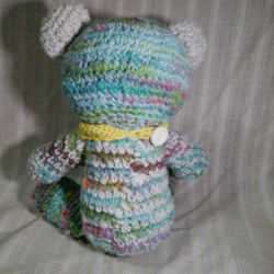 手紡ぎ手編み　編みぐるみ『やんちゃクマのボブくん』 6枚目の画像