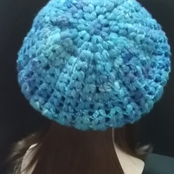 手紡ぎ手編み　かぎ針編みニットベレー帽 4枚目の画像