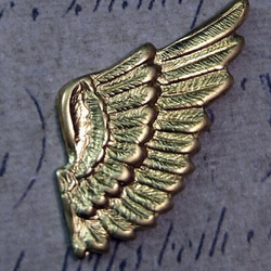 BEHOLD− 真鍮製 羽根 2個 右 翼 ウィング 天使 アメリカ製 パーツ スタンピング ヴィンテージ風 2枚目の画像