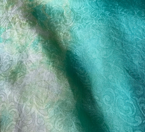 染め　絹スカーフ　 4枚目の画像
