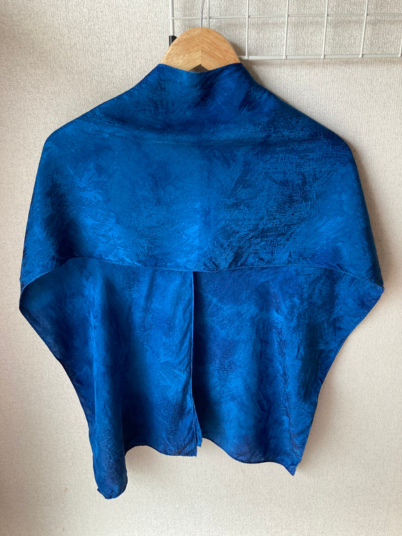 天然藍染　絹ストール 2枚目の画像
