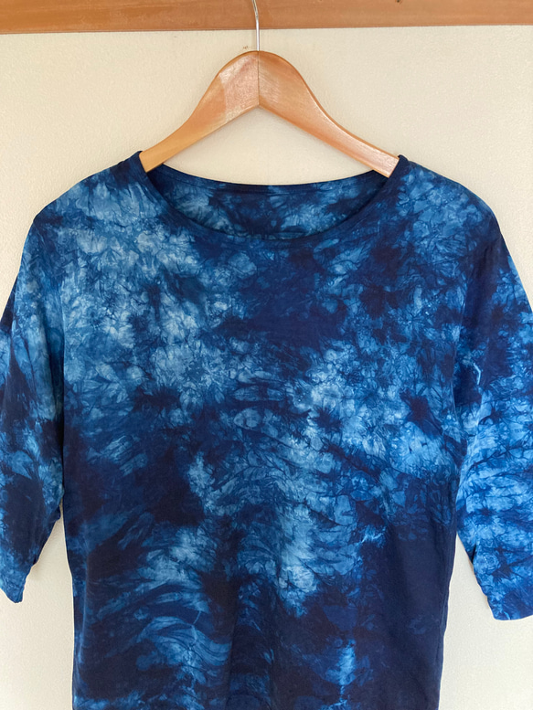 天然藍染　丸首Tシャツ女性用 七分袖　フリーサイズ 3枚目の画像