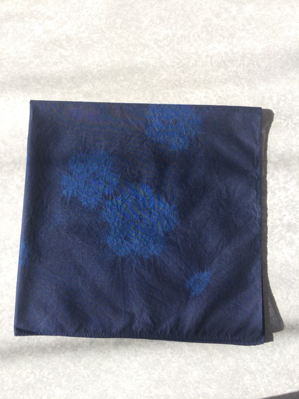 天然靛藍染色大幅面手帕棉 第1張的照片