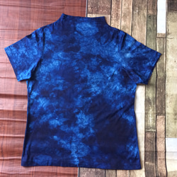天然藍染 オフネックTシャツ  半袖F 2枚目の画像