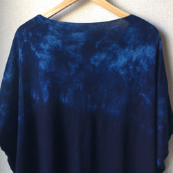 天然藍染 綿ニットプルオーバードルマン半袖ショートF 4枚目の画像