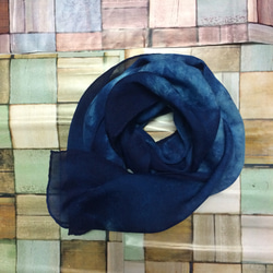 天然藍染 スカーフ 絹 1枚目の画像