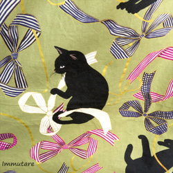 黒猫とリボン柄ハイウエストミモレ丈フレアスカート【カーキ系】 5枚目の画像