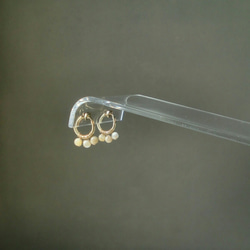 Grani 耳環 Tre：珍珠母耳環 第2張的照片