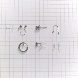 黑色橢圓心形框架耳環（穿孔耳環）[1 剩餘] 第7張的照片