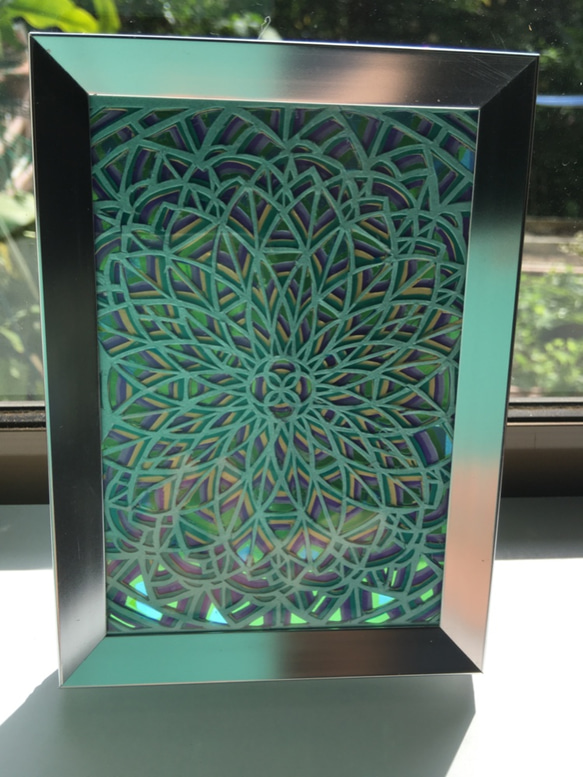 ステンドグラス　切り絵風模様ー1　水中花 ステンドグラス 切り絵風模様ー1 水中花