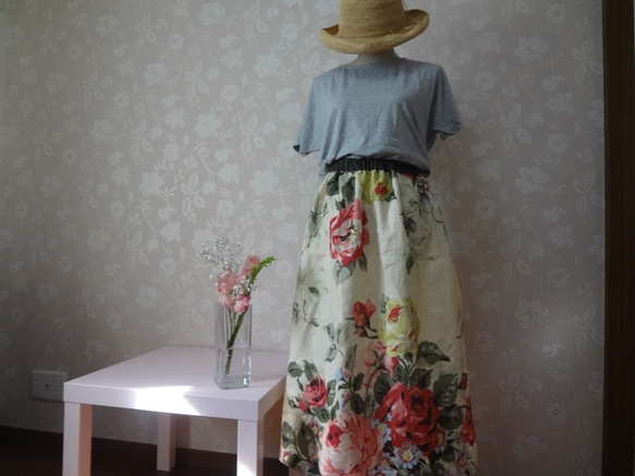 リネンのフレアースカート☆beautiful flower 2枚目の画像