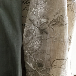 コットンリネン刺繍とガーゼのスヌード 4枚目の画像