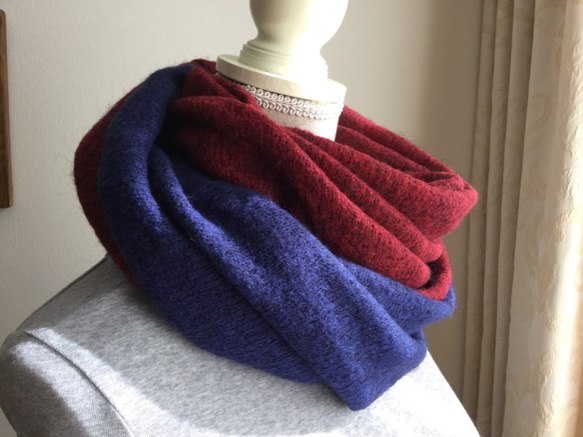 柔軟的圍巾只為穿 ⭐️ 深紅色 ✖️ 藍色 第4張的照片