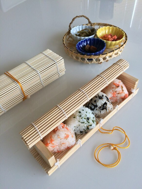 【再販100回以上】ミニおにぎりお弁当箱 1枚目の画像