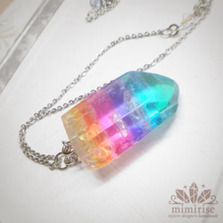 虹色水晶のかけらペンダントA（レジン鉱石） ネックレス・ペンダント