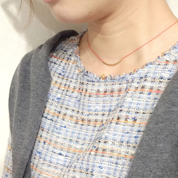 String Necklace (Sky blue) 第3張的照片