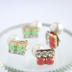 Bijou Earrings (Light green) 第2張的照片