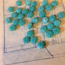 Vintage germany mint green marble flower beads ヴィンテージ ビーズ 2枚目の画像