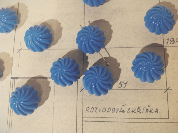 Vintage germany blue cycle beads ヴィンテージ ビーズ 1枚目の画像