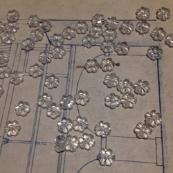 Vintage clear flower beads ヴィンテージ ビーズ 2枚目の画像