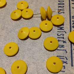 Vintage germnay yellow specer beads ヴィンテージ ソロバン ビーズ 1枚目の画像