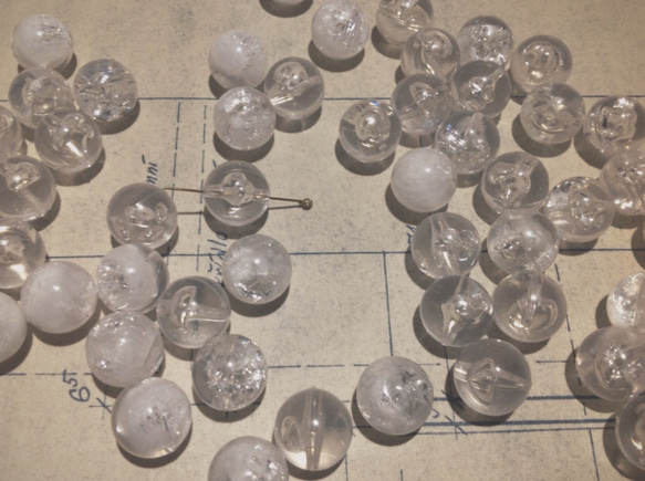 Vintage germany lucite clear white bubble beads ヴィンテージ ビーズ 2枚目の画像