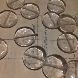 Vintage germany lucite ice coin beads ヴィンテージ  ビーズ 2枚目の画像