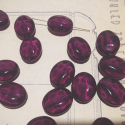 Vintage germnay lucite beads oval purple ヴィンテージ ビーズ 1枚目の画像