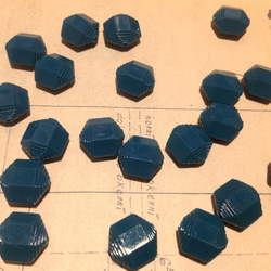 Vintage Germany blue green step beads  ヴィンテージ ビーズ 2枚目の画像
