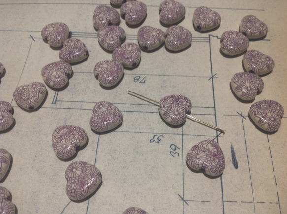 Vintage heart flower purple beads ヴィンテージ ビーズ 2枚目の画像