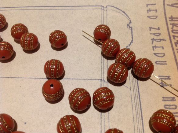 Vintage germnay round rope orange gold beads ヴィンテージ ビーズ 1枚目の画像