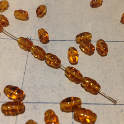 Vintage germnay honey twist glass beads ヴィンテージ ビーズ 1枚目の画像
