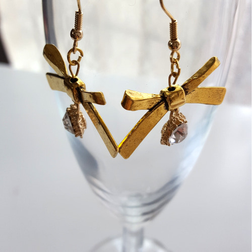 お洒落♥クラシックピアス❣ a110 ピアス（フック・チェーン 