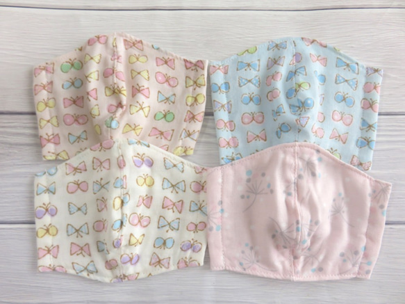 再51販*2枚～選べる*キッズマスク*4重ガーゼ*女の子*いちご*ちょうちょ 3枚目の画像