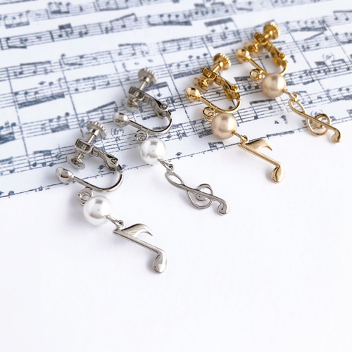 ト音記号&8分音符♪イヤリング イヤリング・ノンホールピアス Deep 