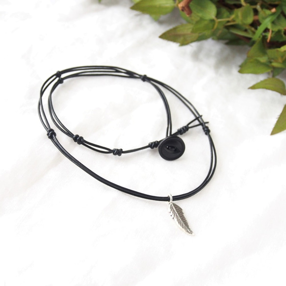 Black Leather Pendant（Silver-Feather） 1枚目の画像