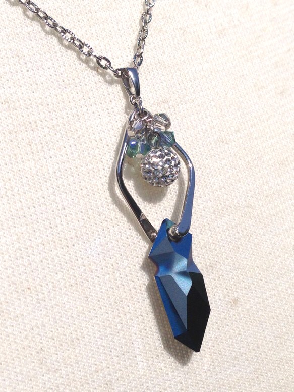 【スワロフスキー】Cool, Sweet, Cutting edge pendant
