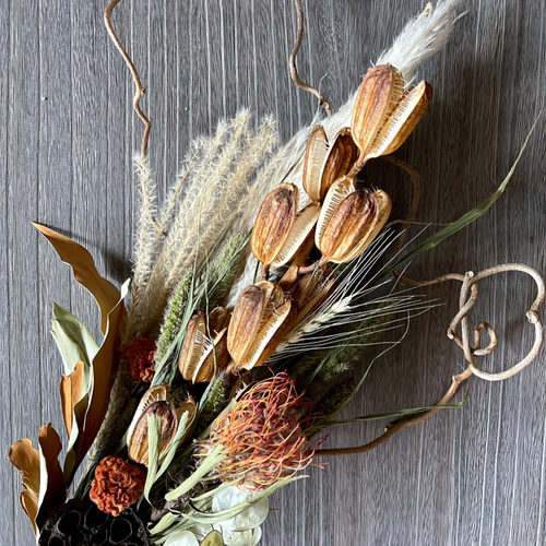 北海道産オオウバユリに白い綿花を針葉樹と束ねた香り豊かな　クリスマス　スワッグ 北海道オオウバユリのスワッグ ドライフラワースワッグ50cmサイズ