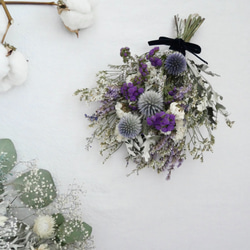 冬のブルースワッグ・20センチサイズドライフラワー花束 4枚目の画像