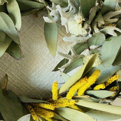 ユーカリ細葉とミモザゴールデンロッドのナチュラル天然カラーを楽しむリース☆ドライフラワー 3枚目の画像