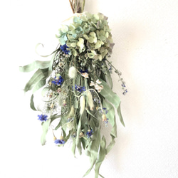 北海道ドライフラワーの秋色アジサイスワッグブーケ　レモンユーカリのブルー系夢見るガーデン花束ギフトに 2枚目の画像