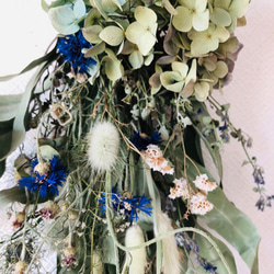 北海道ドライフラワーの秋色アジサイスワッグブーケ　レモンユーカリのブルー系夢見るガーデン花束ギフトに 4枚目の画像
