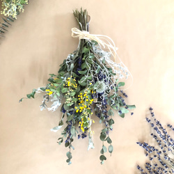 creema数量限定 ミモザと北海道ラベンダードライフラワースワッグ花束 1枚目の画像